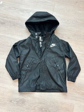 Nike toddler black rain jacket windbreaker size 3T